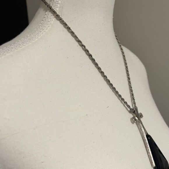 VINTAGE Avon Black Silver Chrome Art Deco Pendant Rope Chain 26" Necklace - Picture 3 of 7